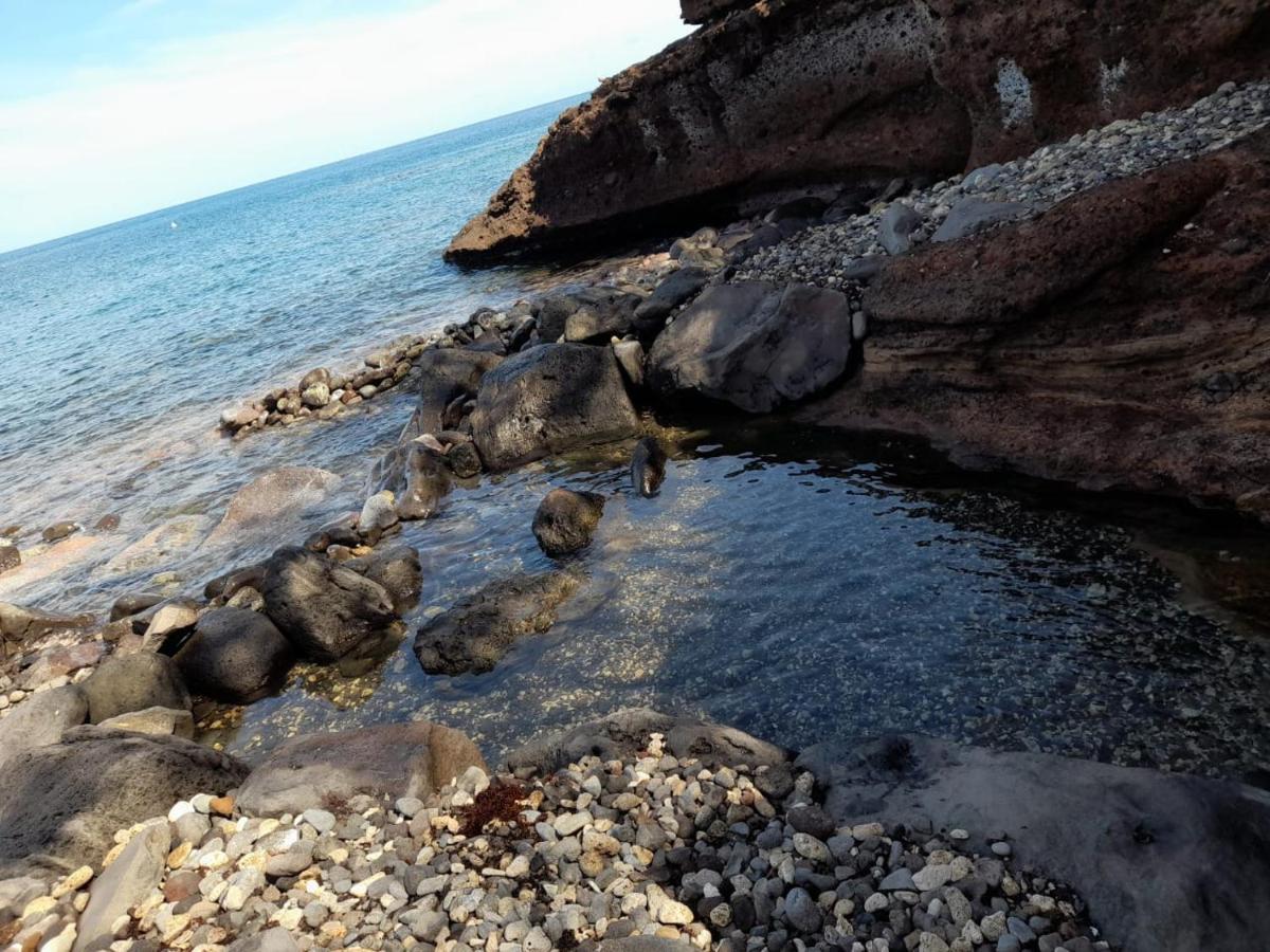 Paradyse Den's près Sources d'Eau Chaudes , Paisible , Vue sur mer , WIFI Bouillante Extérieur photo